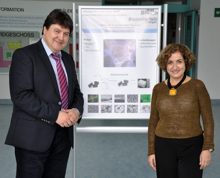 Towards entry "Prof. Hala Zreiqat (Univ. of Sydney) visits the Institute of Biomaterials"