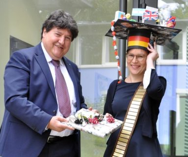 Towards entry "Doctoral thesis success: Lena Vogt"