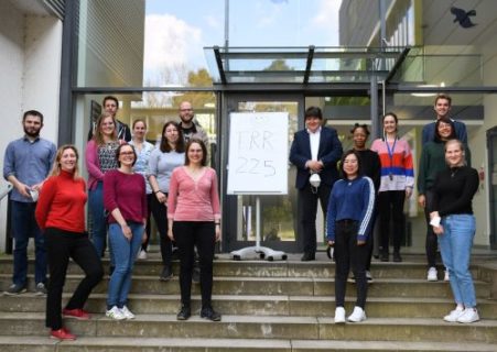 Towards entry "Collaborative Research Center SFB/TRR 225: first meeting of Erlangen PhD students in the second funding period"