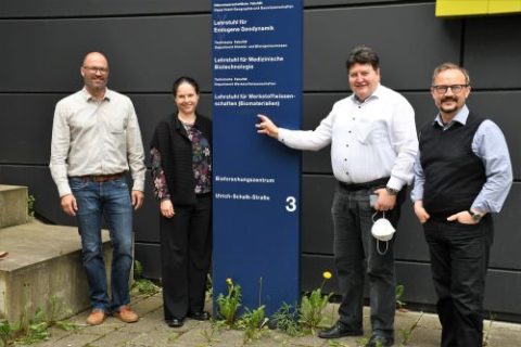 Towards entry "Visit of Prof. Kerstin Galler and Prof. Ulrich Lohbauer of the Dental Medicine Erlangen"