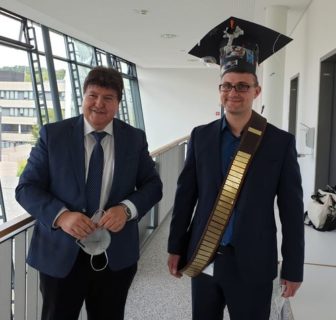 Towards entry "Doctoral thesis success: Bernhard Friedrich"