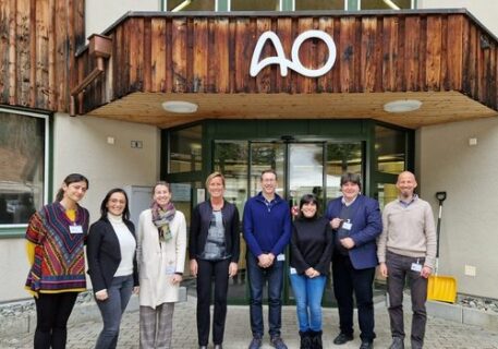 Towards entry "Prof. Boccaccini at the meeting of the European Society for Biomaterials (ESB) Council in Davos"