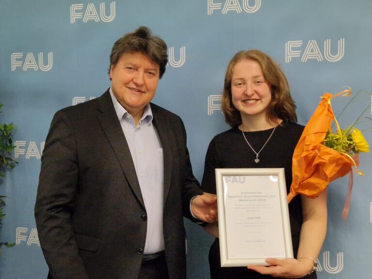 Best Master thesis award of the FAU Department of Materials Science and Engineering for Jana Reh