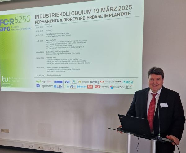 Prof. Boccaccini presenting at colloquium