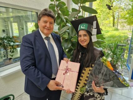 Towards entry "Doctoral thesis success: Kanwal Ilyas"