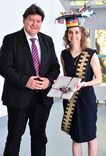 Prof. Boccaccini with dr. Bider with the hat and the present