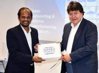 Prof. Dhakshinamoorthy and prof. Boccaccini smiling