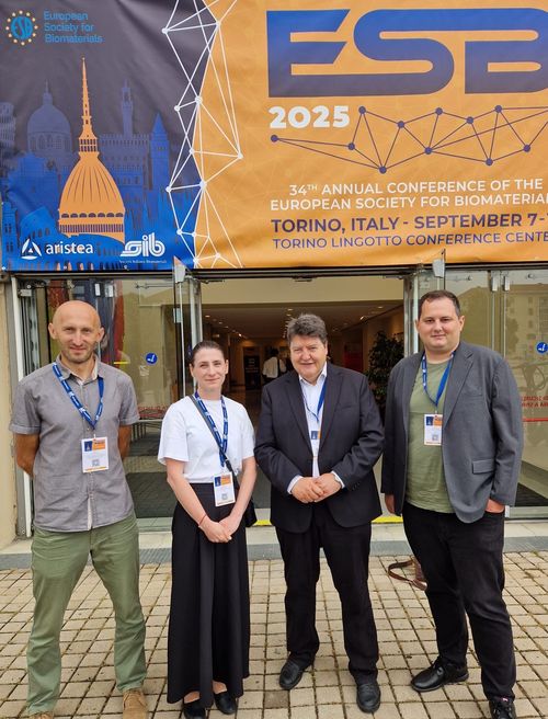 Prof. Boccaccini with FunGlass team